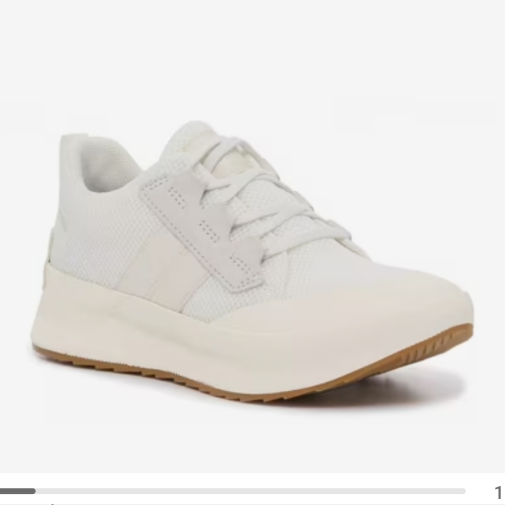 Sorel Out N About III low Casual Sneaker White Size 7 Footwear